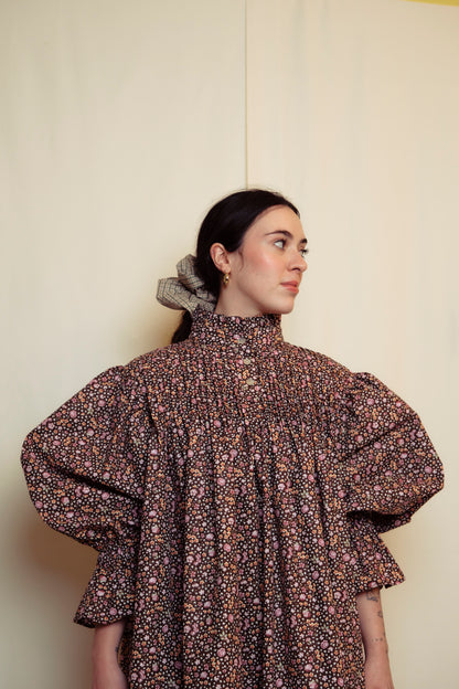 ÇİÇEKLİ NERVÜRLÜ POPLİN ELBİSE