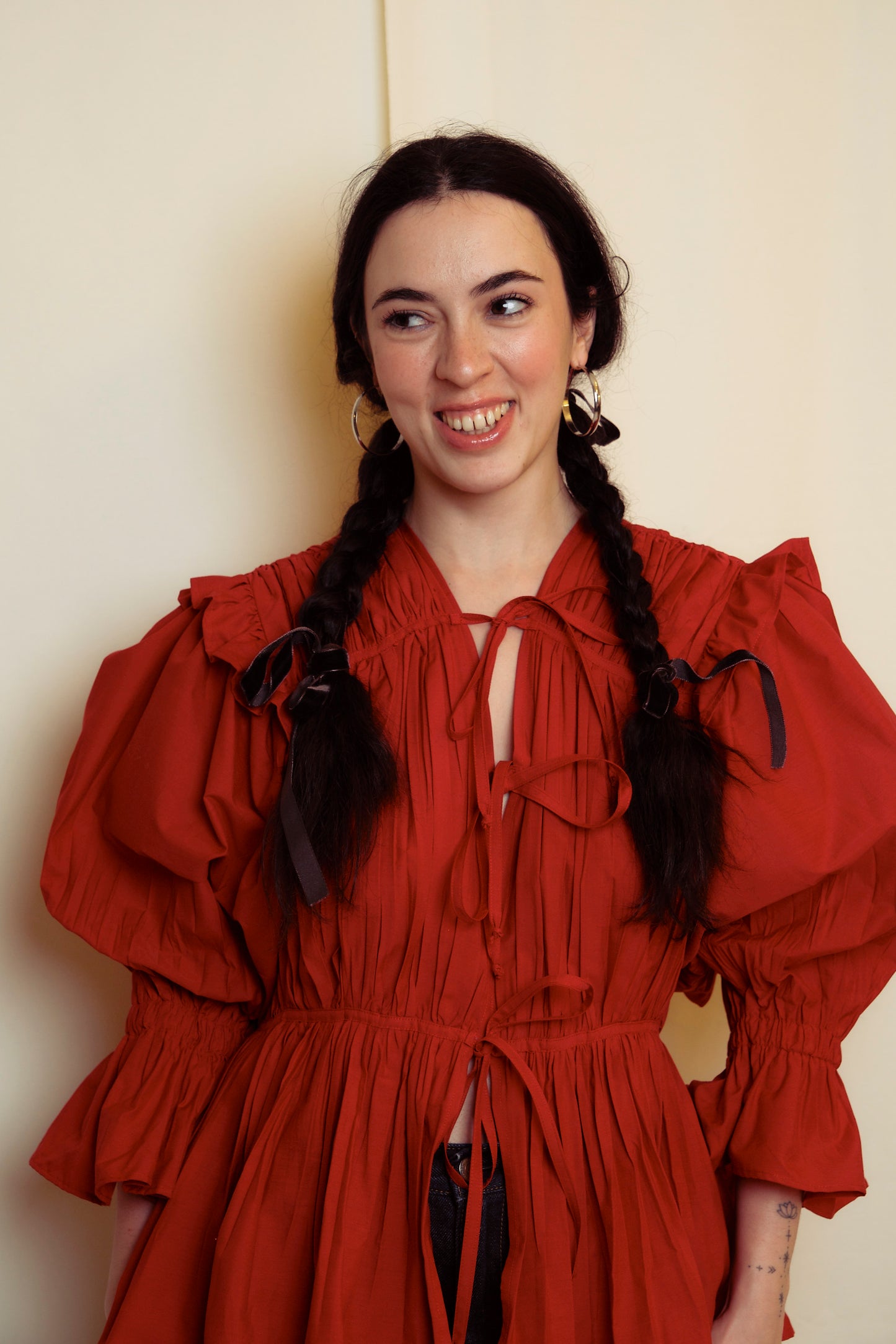 BURUŞUK EFEKTLİ POPLİN GÖMLEK